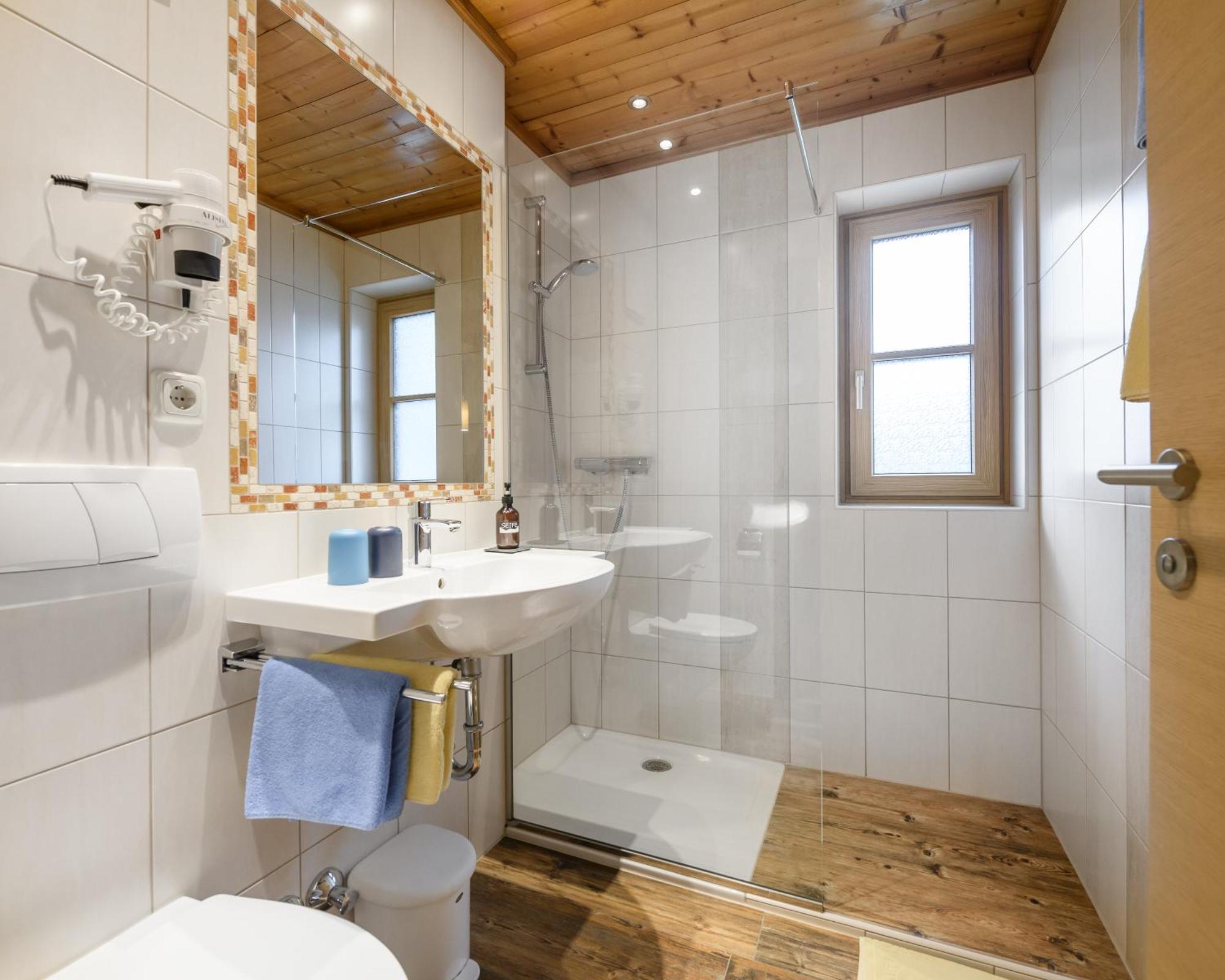 Ferienhaus Birgit - Inklusive Eintritt Alpentherme Bad Hofgastein Eksteriør billede