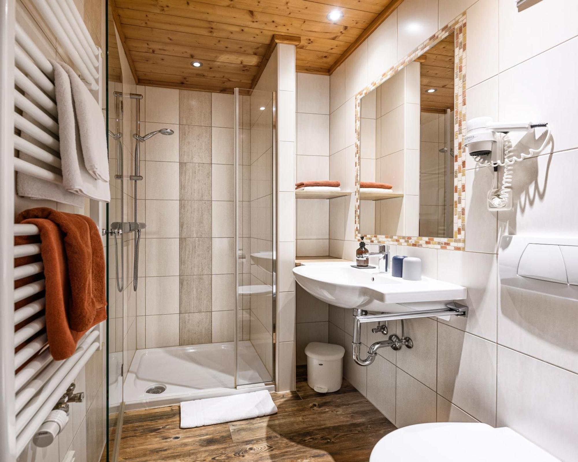 Ferienhaus Birgit - Inklusive Eintritt Alpentherme Bad Hofgastein Eksteriør billede